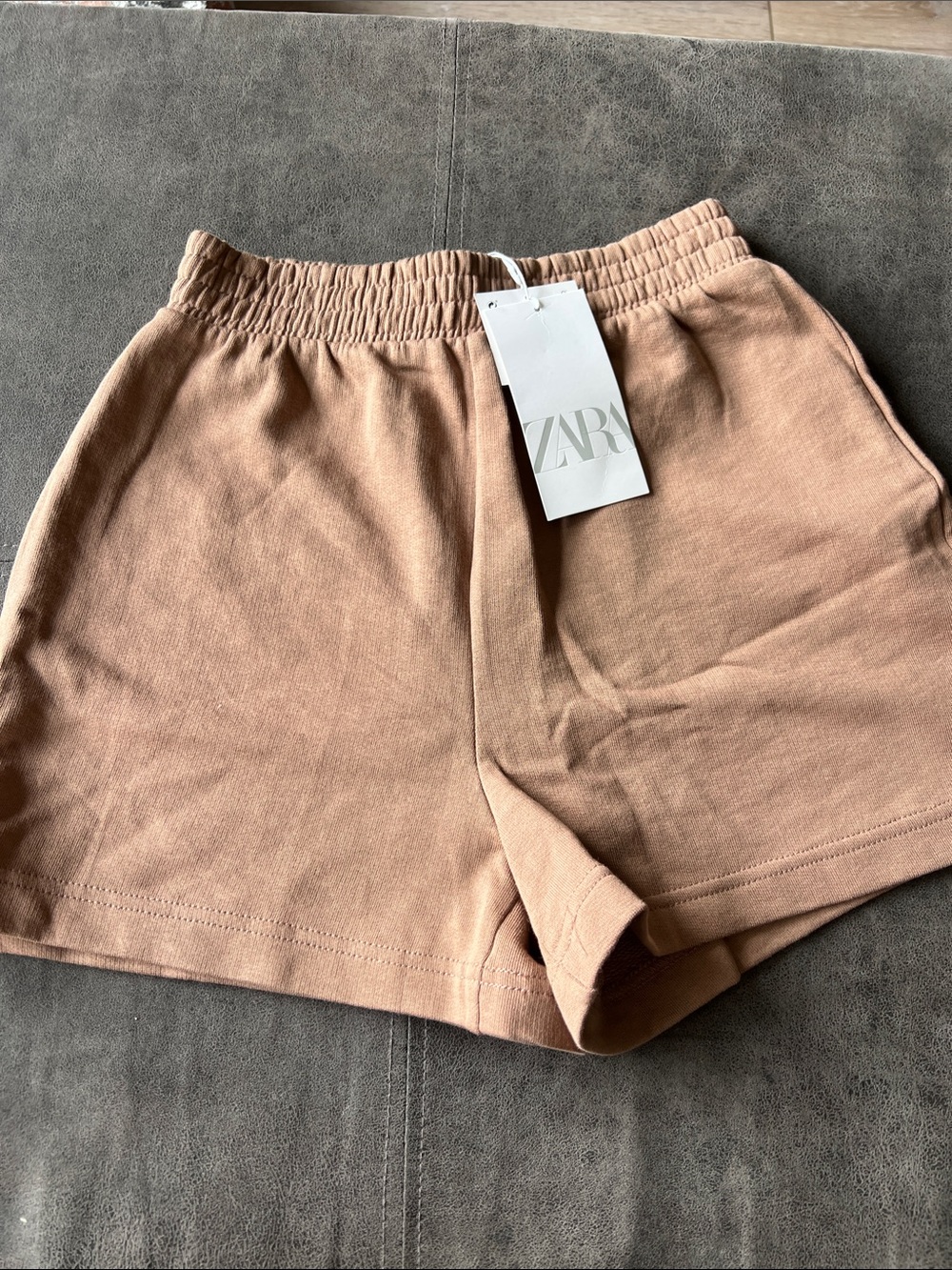 NEW! ZARA Women’s Elastic-Waist Cotton Shorts — Tan. High Wasted. SMALL.